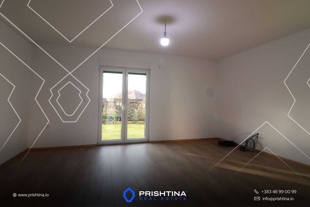 Shtëpi me qira 220m² në lllaplaselë