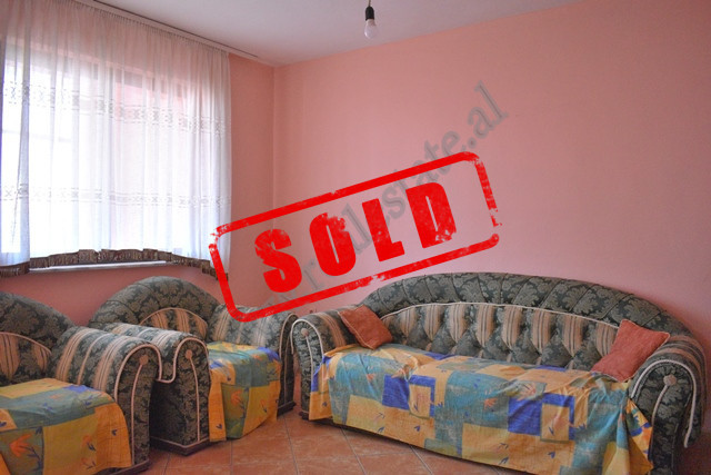 Ein-zimmer-wohnung zum verkauf in der nähe der fortuzi-straße in Tirana, albanien