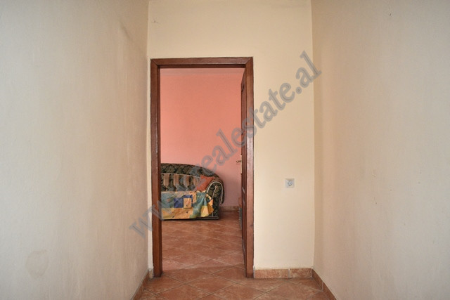Ein-zimmer-wohnung zum verkauf in der nähe der fortuzi-straße in Tirana, albanien (7)