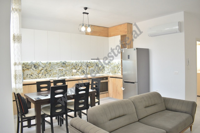 Apartamento de dois quartos para alugar no river residence em Tirana, albânia (2)
