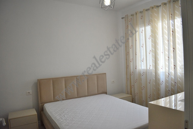 Apartamento de dois quartos para alugar no river residence em Tirana, albânia (6)