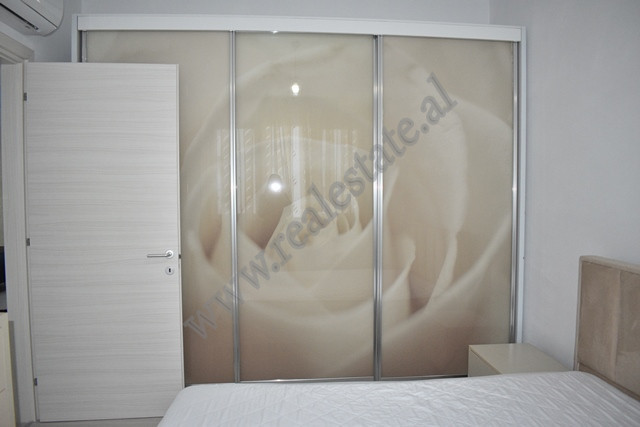 Apartamento de dois quartos para alugar no river residence em Tirana, albânia (7)