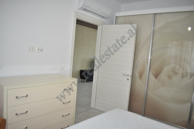 Apartamento de dois quartos para alugar no river residence em Tirana, albânia (8)