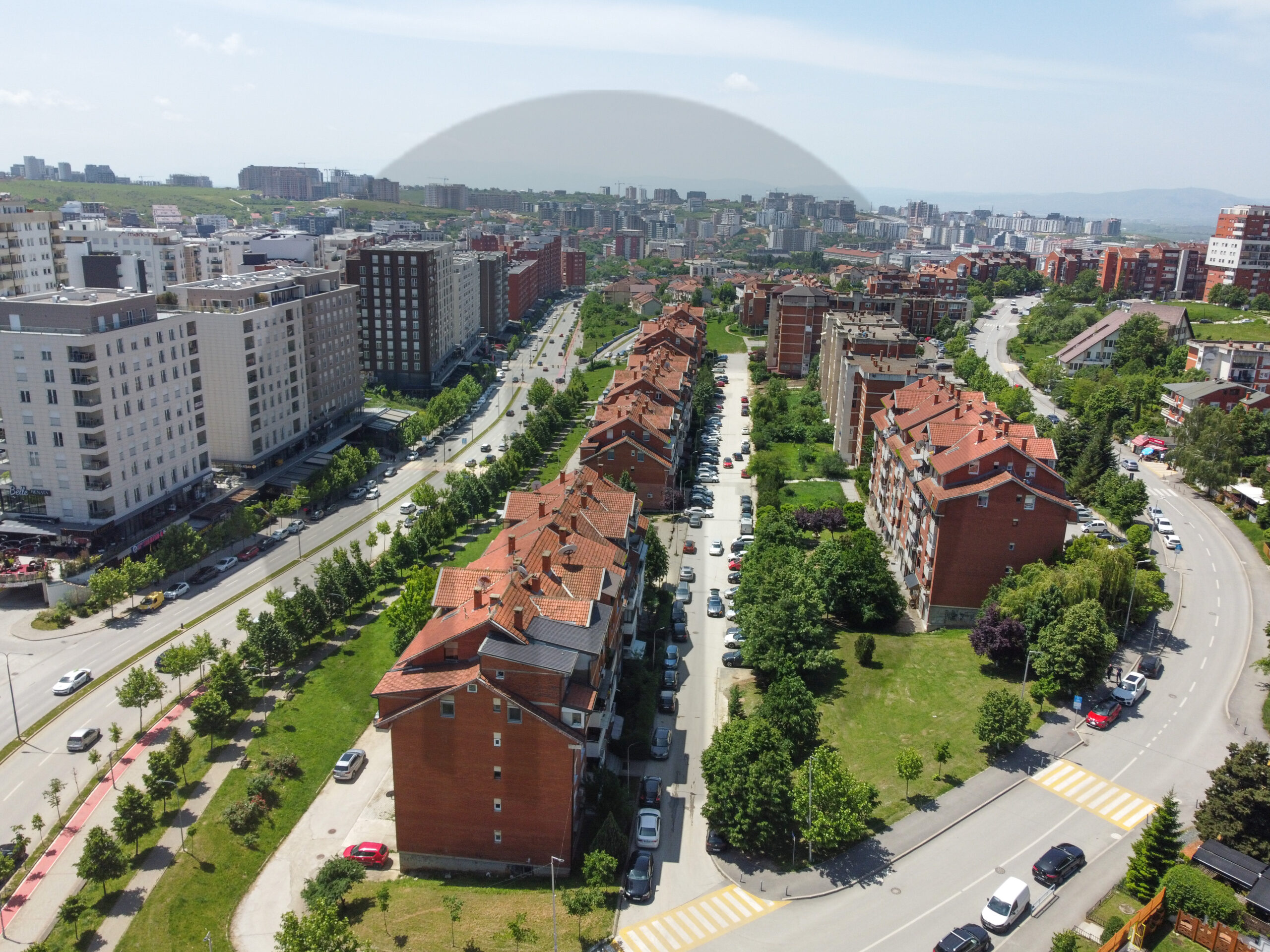 Appartement avec 3 chambres à louer dans le quartier Bregu i Diellit