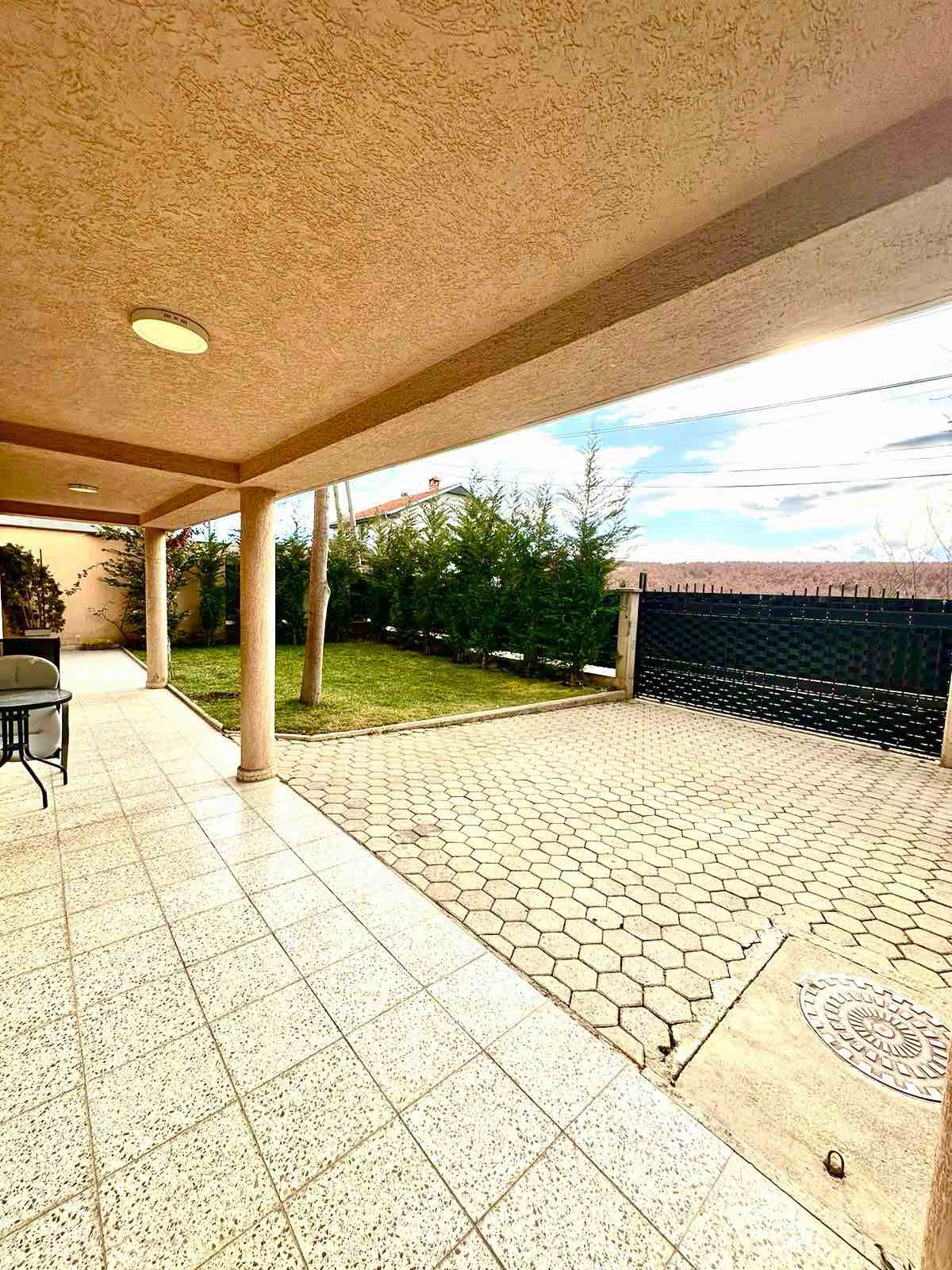 Casa in vendita nel quartiere Mati 1 (8)