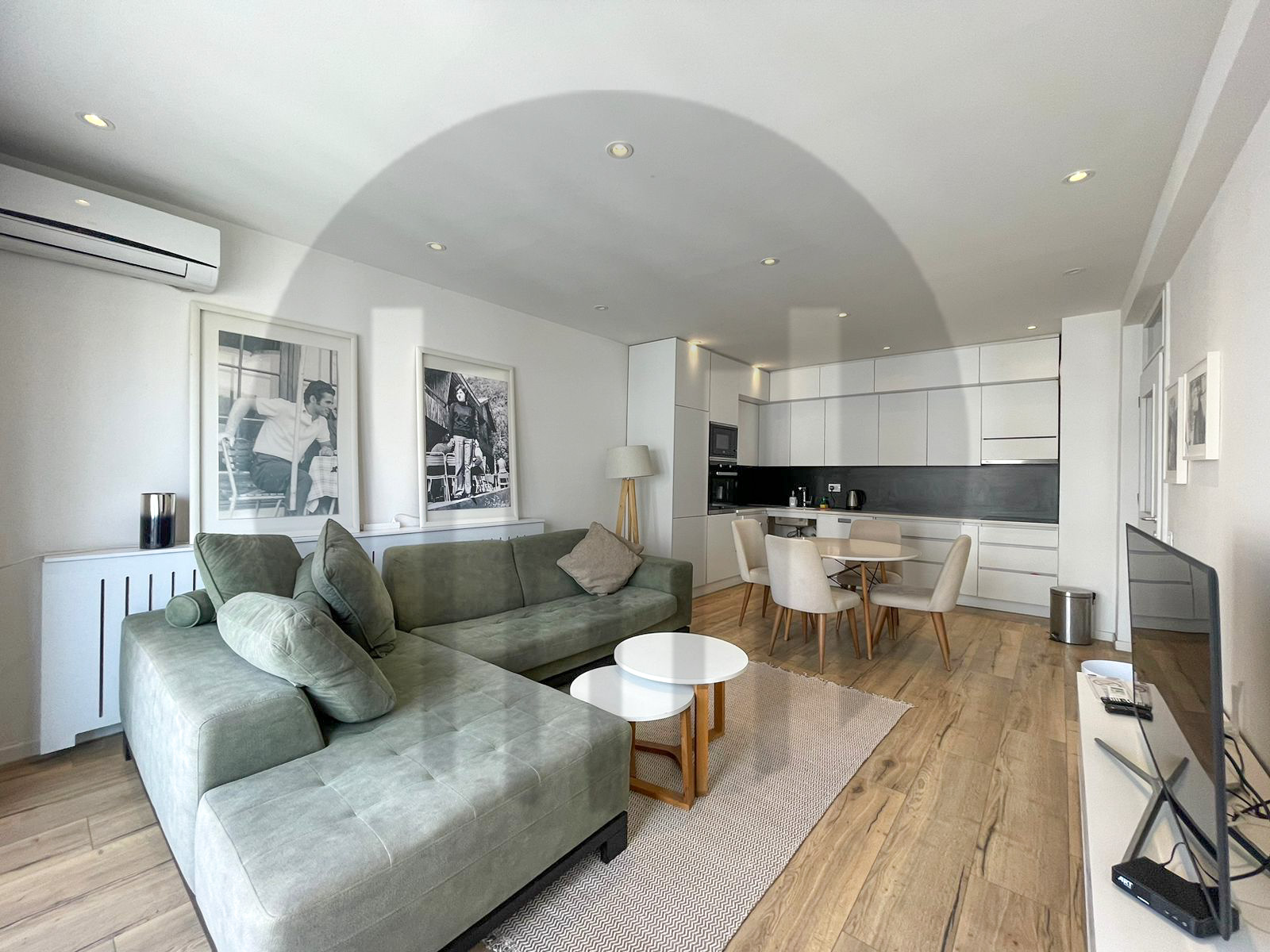 Apartment with 2 bedrooms for rent in muhaxherët neighborhood