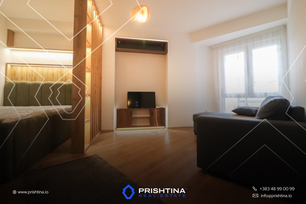 Gasonjerë në shitje 33m² në Tophane (2)