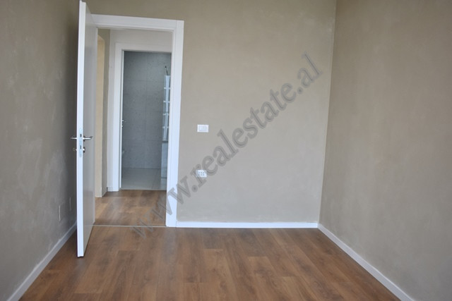 Office space for rent at lake view residence in Tirana, albania (5)