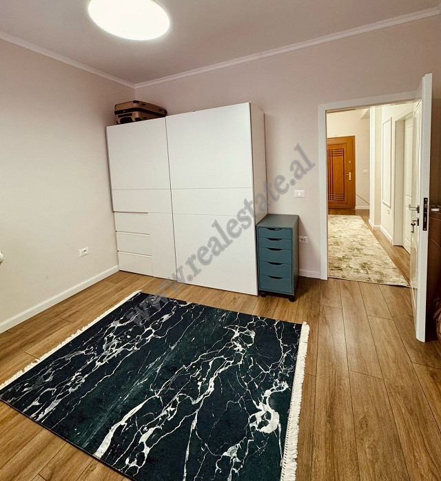 Apartamento de dois quartos à venda na área de Ali Demi em Tirana, albânia (7)