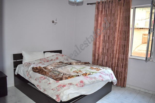 Appartement de deux chambres à vendre près du quartier vasil shanto à Tirana, albanie (6)
