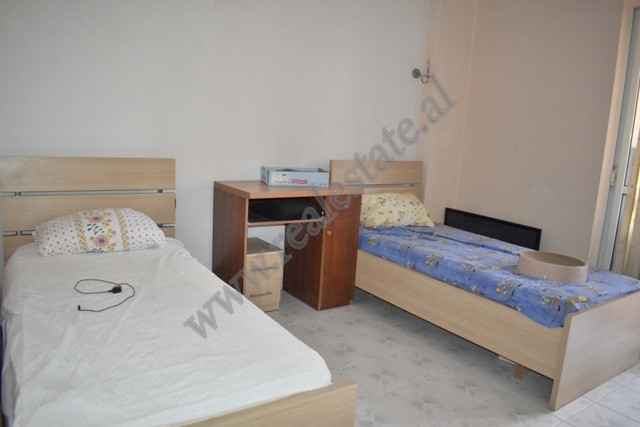 Appartement de deux chambres à vendre près du quartier vasil shanto à Tirana, albanie (8)