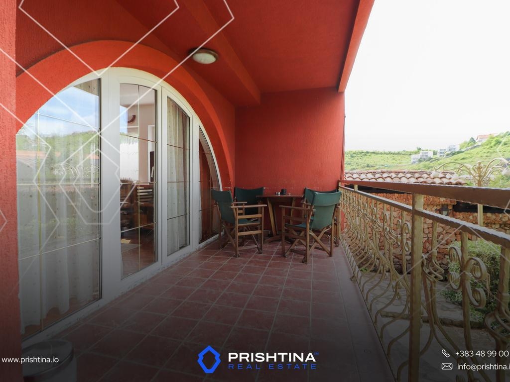 Shtëpi me qira 220m² në sofali
