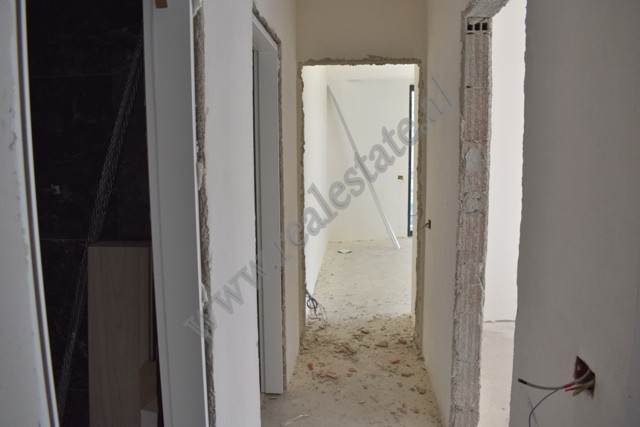 Apartamento de dois quartos à venda na rua mine peza em Tirana, albânia (5)