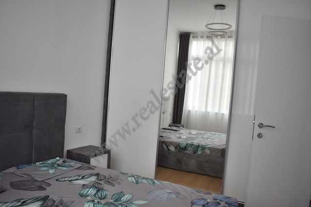 Apartament me dy dhoma gjumi për shitje në rrugën dritan hoxha në Tiranë, shqipëri (6)