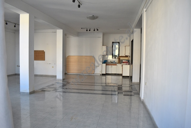 Bürofläche zur miete im zentrum von Tirana, albanien (3)