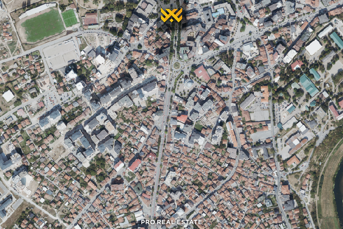 Oggetto di 1524m² + 180m² in #vendita a Mitrovica
