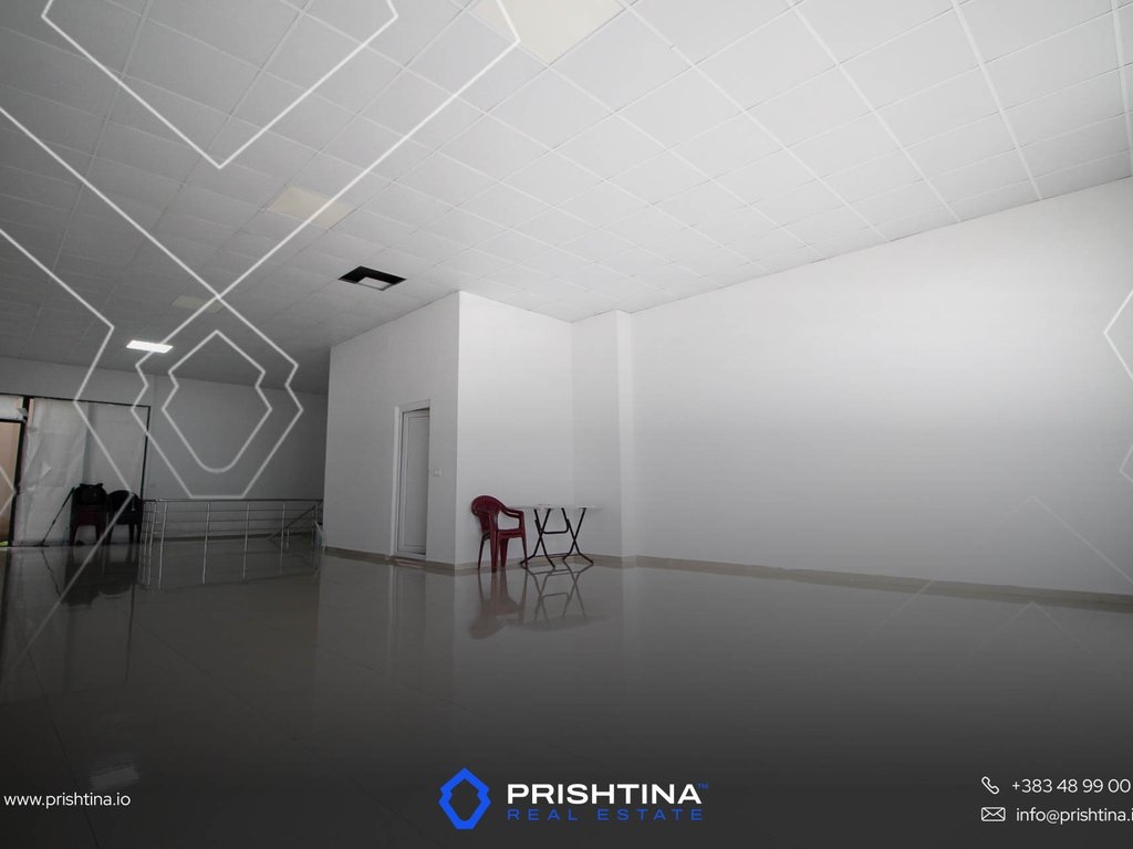 Espaço comercial à venda 212m² em Fushë Kosovë (5)