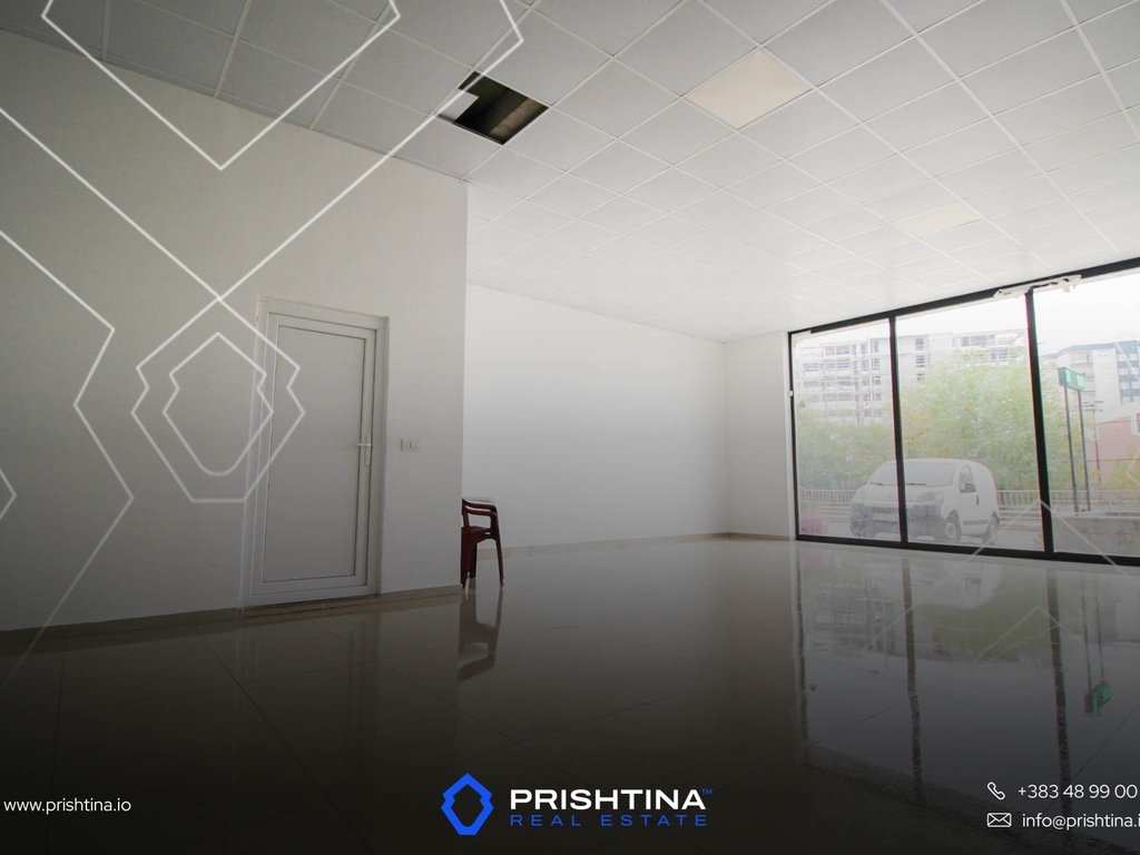 Espaço comercial à venda 212m² em Fushë Kosovë (6)
