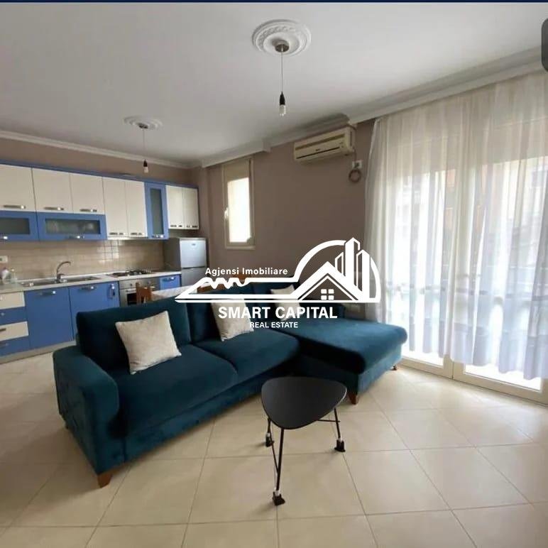 Appartamento 1+1 in affitto con vista mare, sul lungomare di vlore!