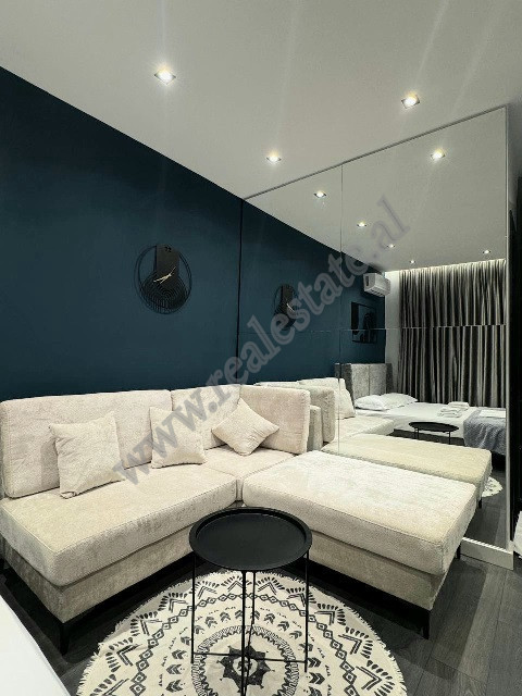 Appartamento con tre camere da letto in vendita nel quartiere 21 dhjetori a Tirana