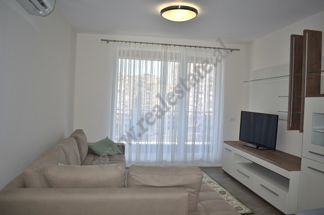 Apartamento de três quartos para venda na antiga área fusha aviacionit em Tirana, albânia
