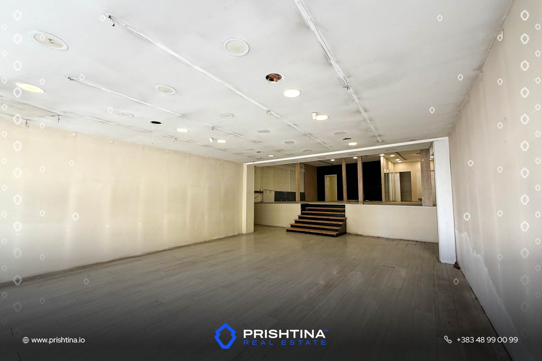 Local commercial à louer au centre-ville 180m²