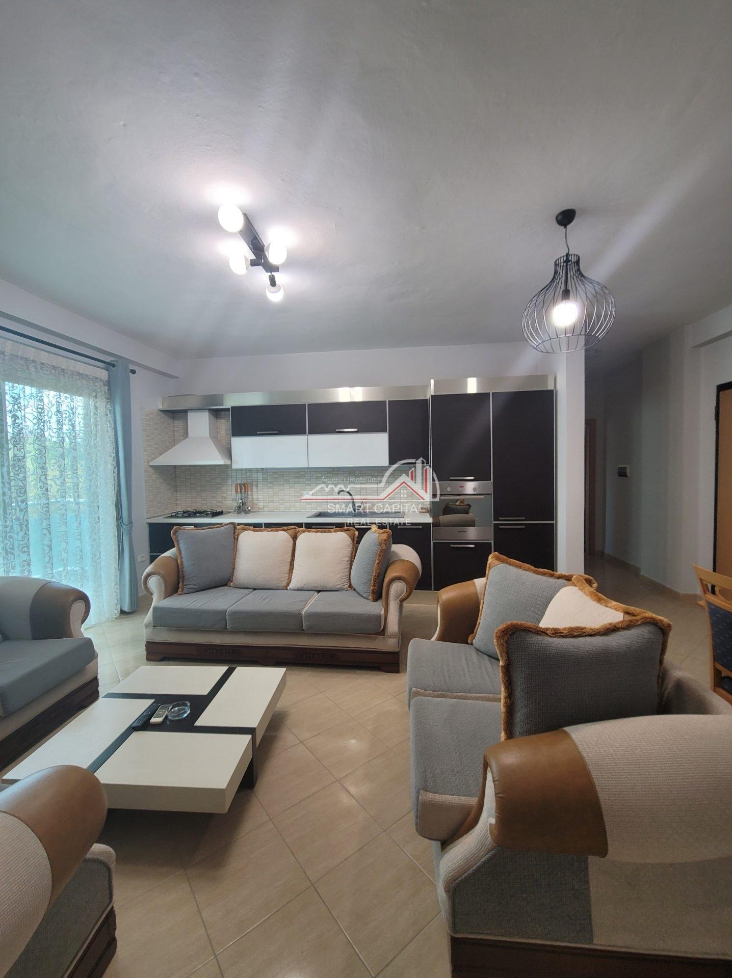 Appartement à louer sur la rue albano-romina 2+1!