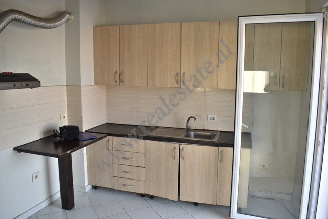 Apartamento de un dormitorio en venta en el área de Ali Demi en Tirana, albania (4)