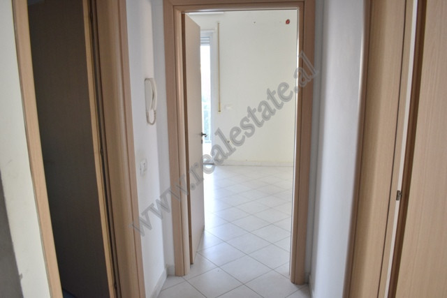Apartamento de un dormitorio en venta en el área de Ali Demi en Tirana, albania (7)