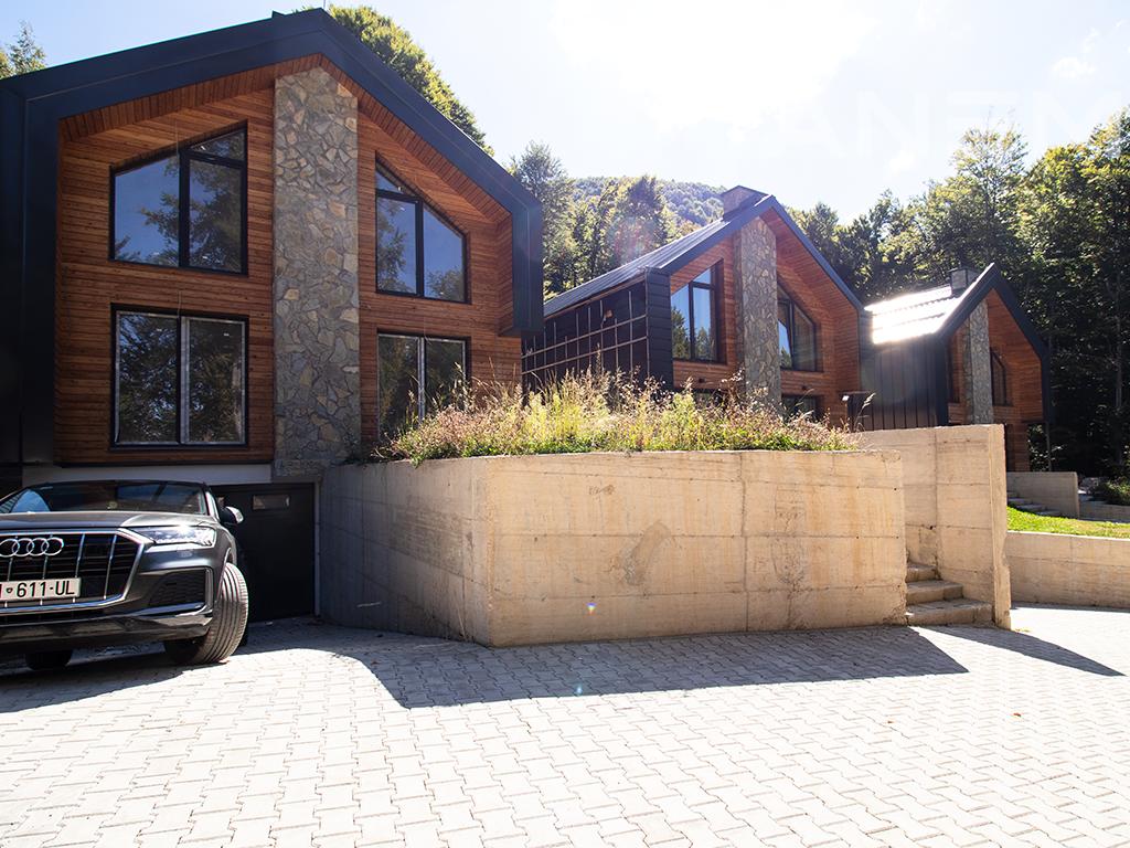 Casa à venda 200m² em brezovica