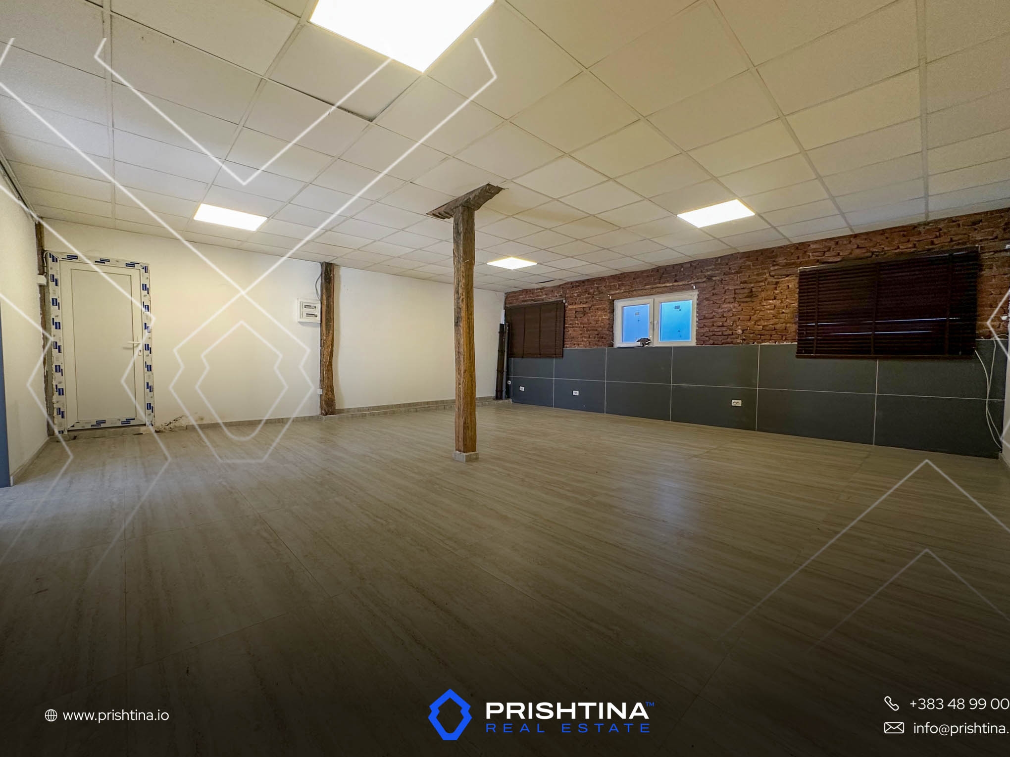 Commercial space for rent 100m² in Çagllavicë (2)