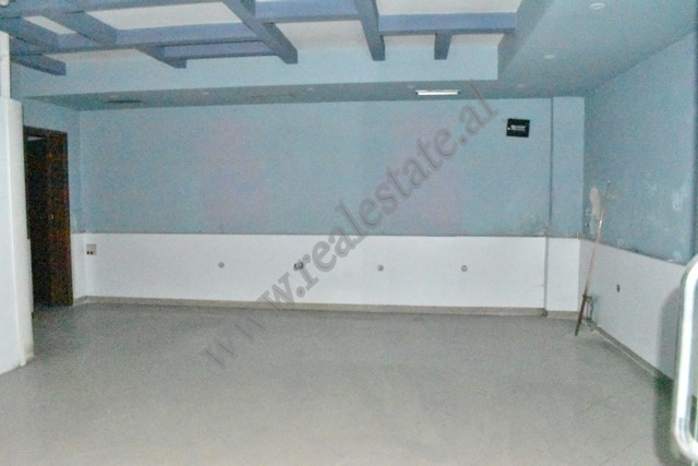 Gewerbefläche zum verkauf in der nähe von asim vokshi in Tirana, albanien (3)