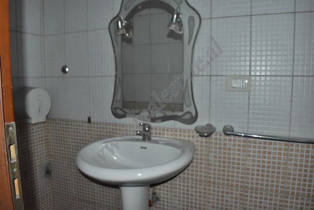 Gewerbefläche zum verkauf in der nähe von asim vokshi in Tirana, albanien (5)