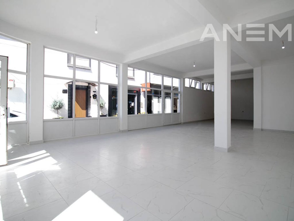 Locale in affitto 120m² nel centro