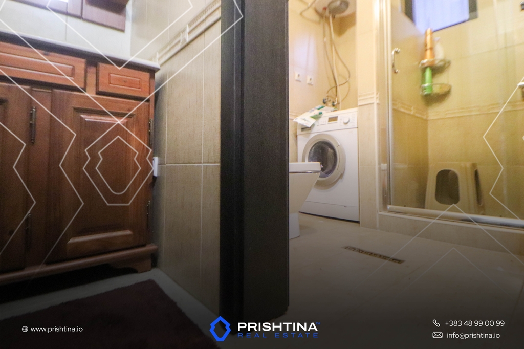 Villa in vendita 220m² a brezovicë