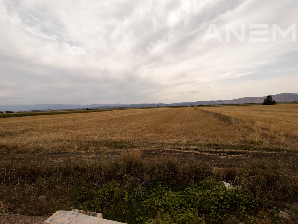 Land for sale 101 ares in suhadoll