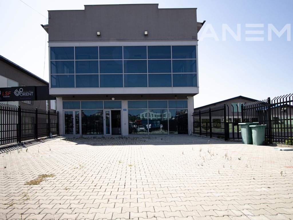 Proprietà in affitto 835m² sulla strada Prishtinë-Gjilan