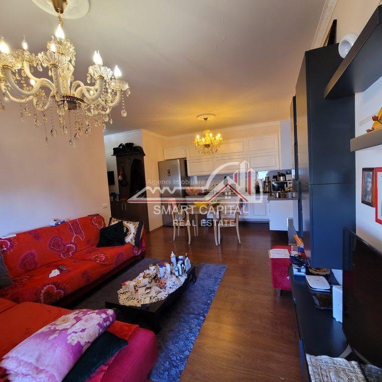 Shitet apartament 2+1 te ish-kombinati skele/vlore!