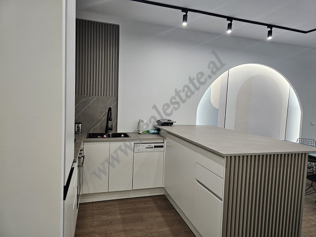 Apartamento de dois quartos para alugar perto da praça wilson, em Tirana, albânia (4)
