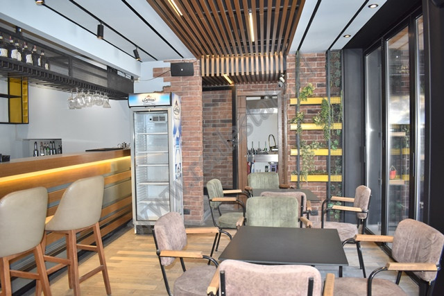 Espaço comercial para alugar na área de lapraka em Tirana, albânia (2)