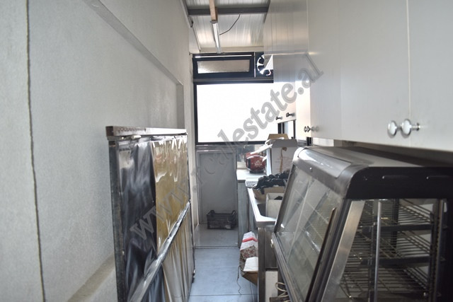 Espaço comercial para alugar na área de lapraka em Tirana, albânia (5)
