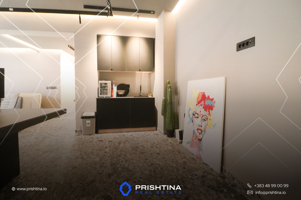 Büro zum verkauf 60m² in Arbëri/dragodan (3)