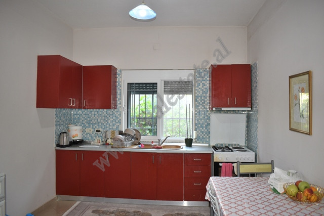 Villa zum verkauf in der nähe des univers city komplexes in Tirana, albanien (3)