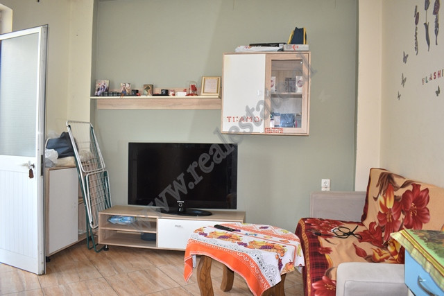 Villa zum verkauf in der nähe des univers city komplexes in Tirana, albanien (5)