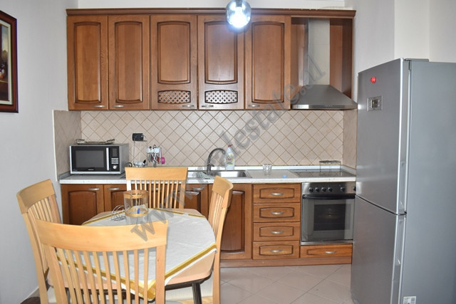 Ein-zimmer-wohnung zur miete in der nähe der kavaja-straße in Tirana, albanien (5)