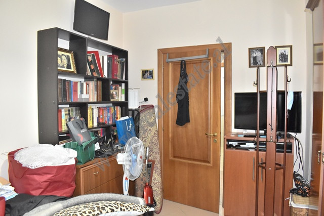 Ein-zimmer-wohnung zur miete in der nähe der kavaja-straße in Tirana, albanien (8)