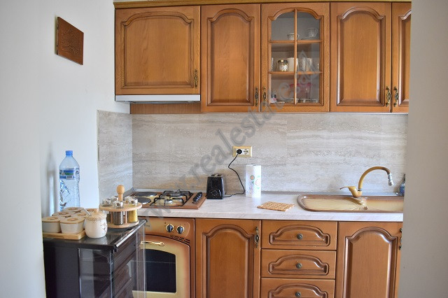 Apartamento de dois quartos à venda perto da rua Durrës, em Tirana, albânia (2)