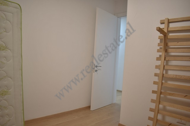 Appartement de deux chambres à louer au complexe delijorgji, à Tirana, albanie (8)