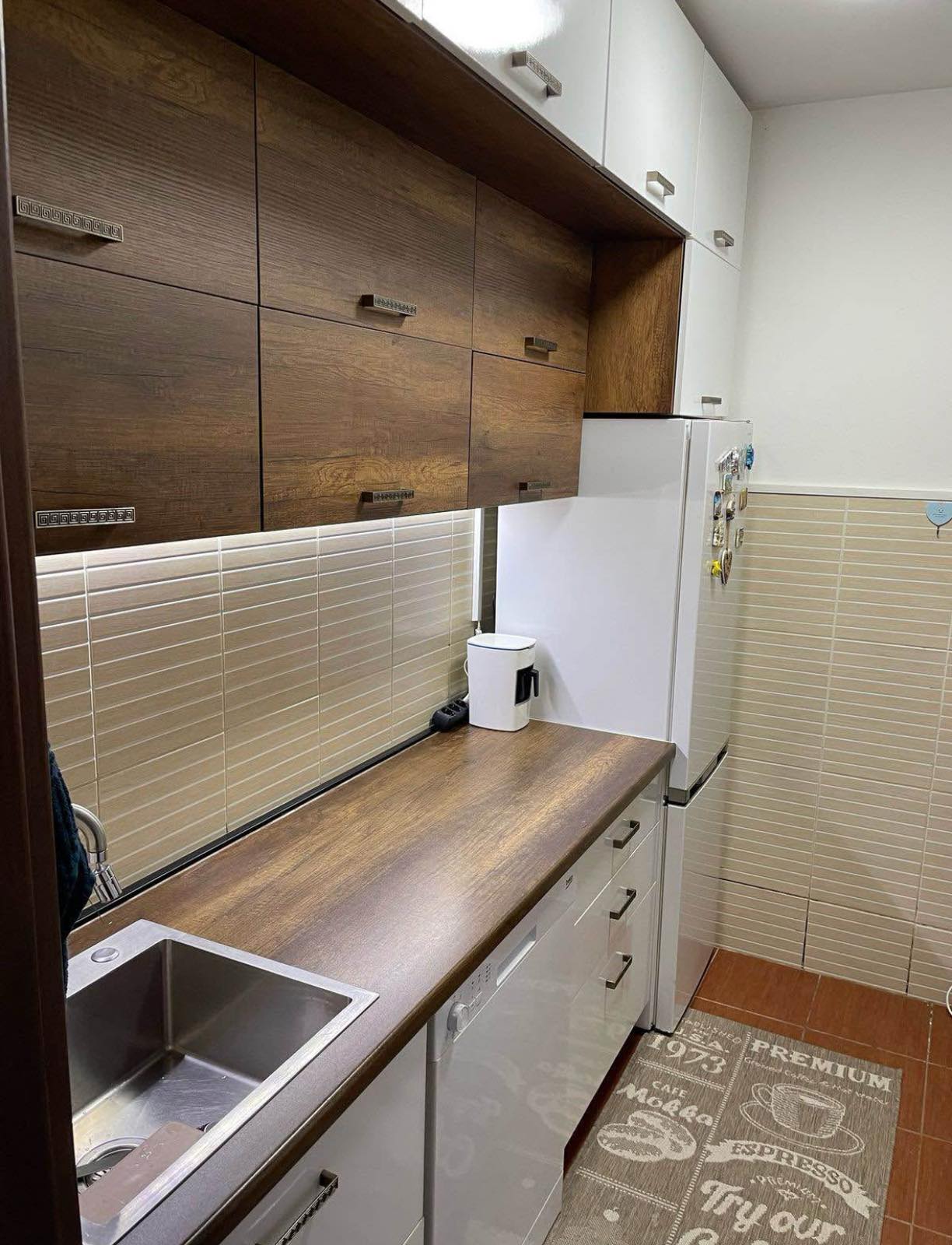 Apartamento à venda em Bregu i Diellit (2)