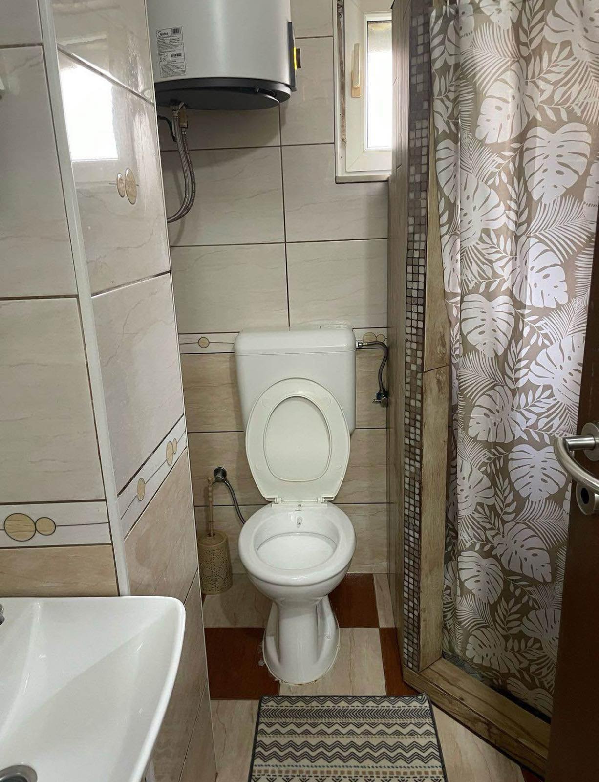 Apartamento à venda em Bregu i Diellit (8)